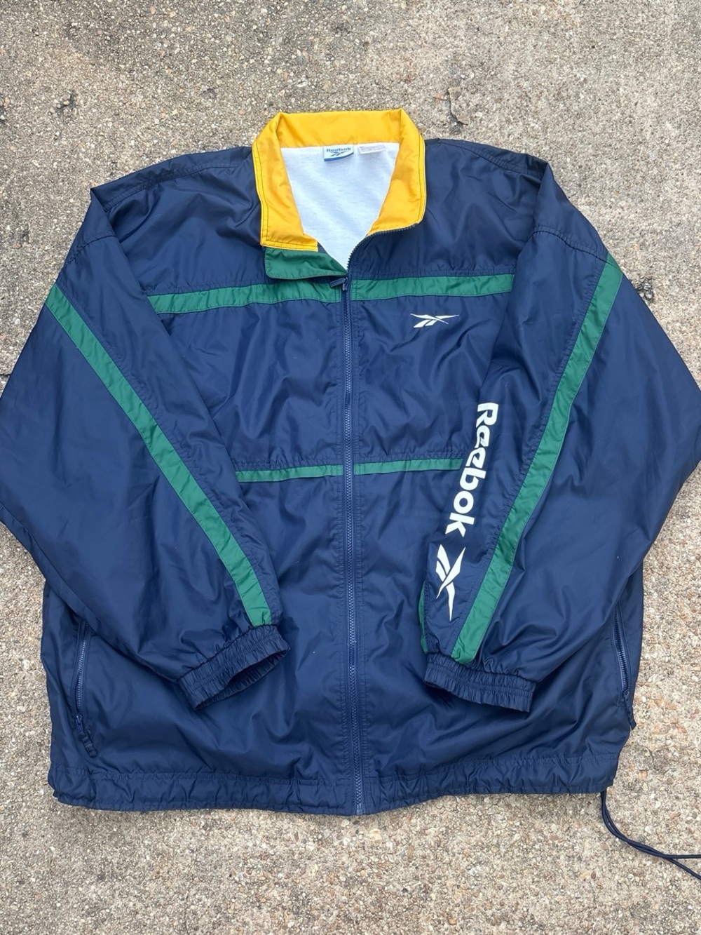 Reebok 90s Men’s Navy Windbreaker Jacket with Green & Yellow Accents